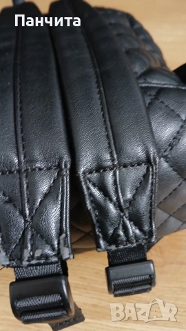 Оригинална дамска раница GUESS , снимка 4 - Раници - 53118362