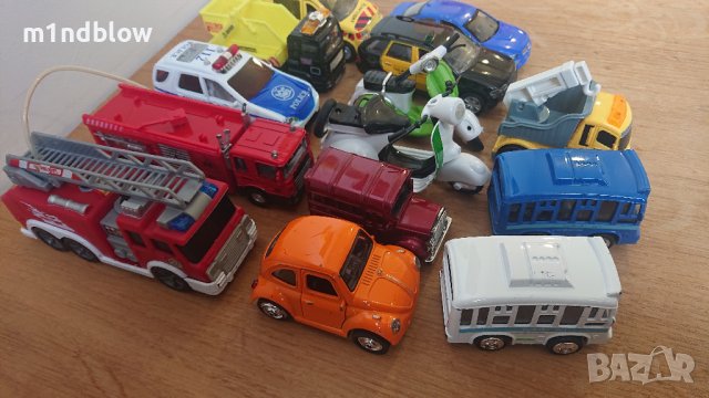 Сет детски играчки, колички, снимка 2 - Коли, камиони, мотори, писти - 42756747
