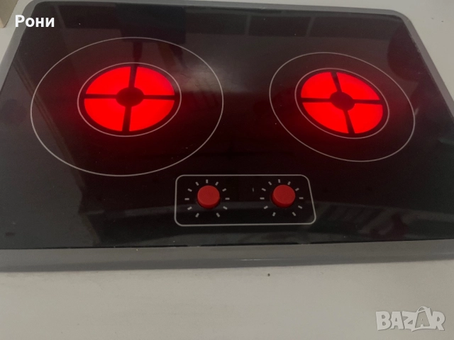 Дървена детска кухня, снимка 3 - Играчки за стая - 52975623