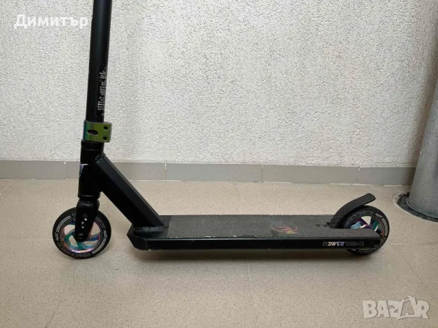 Тротинетка за трикове Invert Ts 2+, снимка 8 - Скейтборд, ховърборд, уейвборд - 50177417