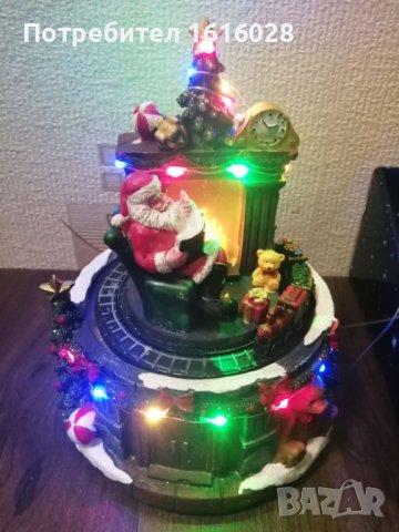 Дядо Коледа пред камината -  музикална и LED сцена на MAGIC VILLAGЕ, снимка 8 - Декорация за дома - 42784883