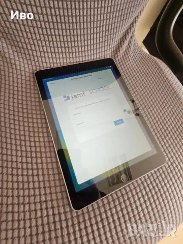 iPad 5th generation 32GB, снимка 9 - Таблети - 56358804