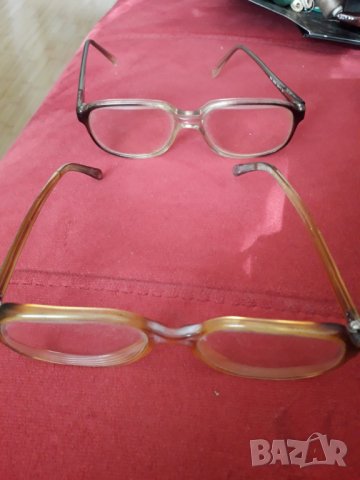Дамски диоптрични очила с дебели рамки, снимка 2 - Слънчеви и диоптрични очила - 31879300