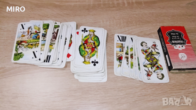 Taro карти Piatnik, снимка 6 - Карти за игра - 44587572