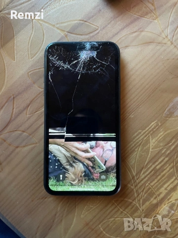 iphone 11 за части , снимка 2 - Apple iPhone - 54115147