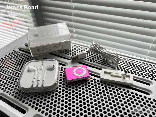 Apple iPod Shuffle (2-ро поколение), снимка 5 - iPod - 56086017