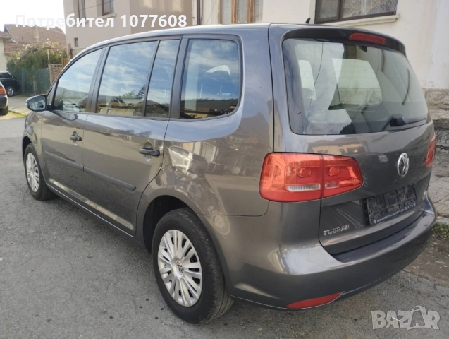 Volkswagen Touran 1.6TDI/DSG/2013г., снимка 4 - Автомобили и джипове - 52837224