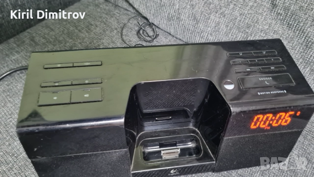 Logitech FM/AM цифрово радио/часовник/будилник, снимка 3 - Радиокасетофони, транзистори - 52732291