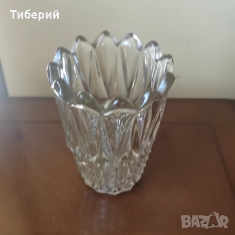 Стъклена ваза стара/ретро, снимка 8 - Вази - 52103808