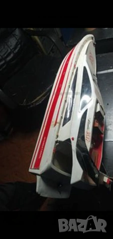 Модел на яхта с радиоуправление макет