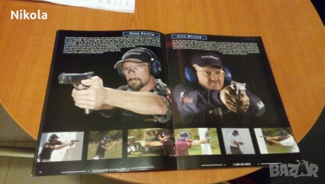 Смит и Уесън каталог с пистолети 2006г - SMITH & WESSON 2006 gun catalog, снимка 5 - Енциклопедии, справочници - 34084749