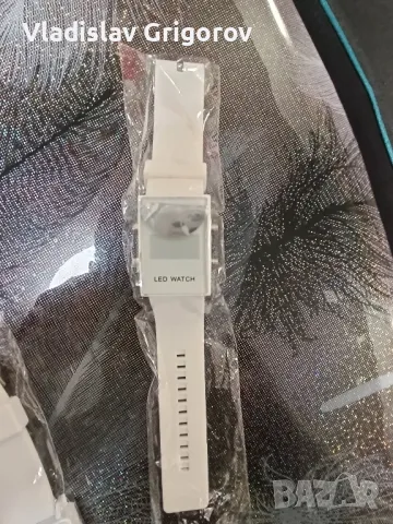 Часовници и слушалки , снимка 2 - Смарт часовници - 49200151