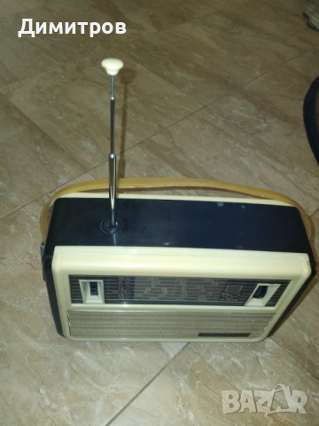 Радио Спидола , снимка 4 - Антикварни и старинни предмети - 52787370