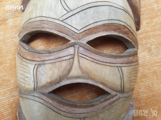 Маска дървена голяма