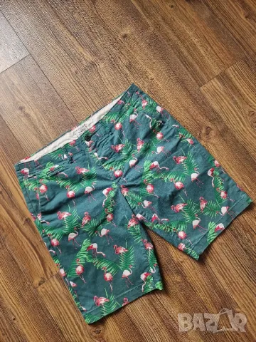 Страхотни мъжки къси панталони JACK & JONES  размер XL, снимка 2 - Къси панталони - 49769156