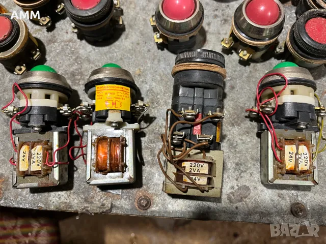 Лот от български бутони и  лампи , снимка 3 - Части - 48490786