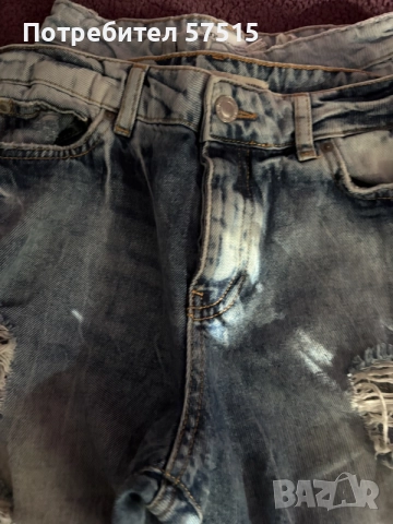 Zara/Bershka дамски дънки, снимка 2 - Дънки - 56522812