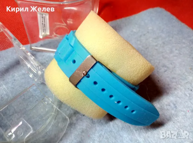 ЧИСТО НОВ ФЕШЪН МОДЕЛ КВАРЦОВ ЧАСОВНИК със СИЛИКОНОВА КАИШКА и КУТИЯ 47556, снимка 4 - Мъжки - 47656398