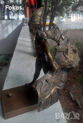 Страхотна бронзова пластика на воин фигура статуетка бронз, снимка 2 - Антикварни и старинни предмети - 53329743
