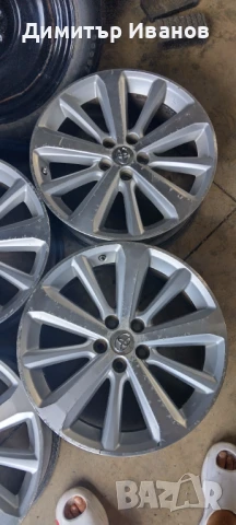 Джанти Тойота , снимка 2 - Гуми и джанти - 51186899