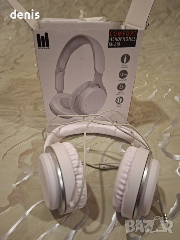 Това са комфортни кабелни слушалки Roseland RH-210. 