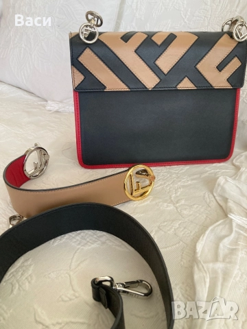 FENDI чанта естествена кожа , снимка 3 - Чанти - 51633500