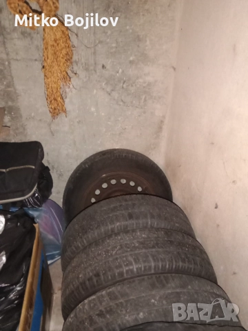 Летни гуми с джанти 13 цола и резервна гума., снимка 2 - Гуми и джанти - 52682446