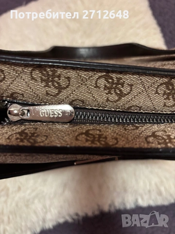 Дамска чанта Guess, снимка 3 - Чанти - 53288086