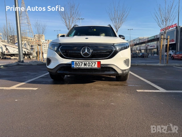Mercedes-Benz EQB ГАРАНЦИЯ в Силвър Стар, снимка 2 - Автомобили и джипове - 54326461