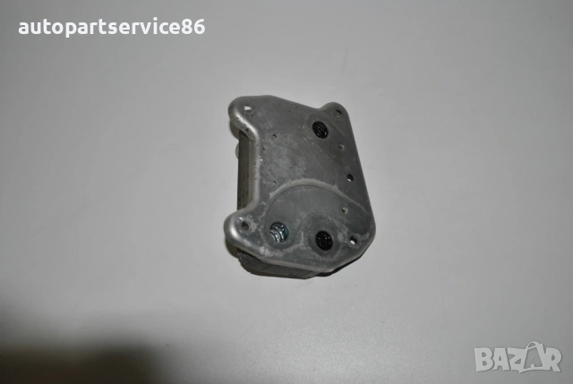 Охладител масло 2.2 за Mercedes Sprinter W906 (2006-2011) A6461880301, снимка 2 - Части - 54147818