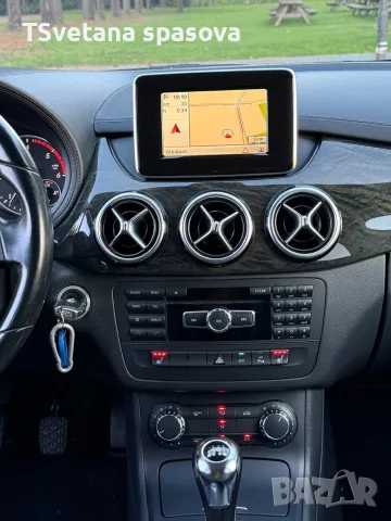 Mercedes-Benz B-Class 2012, снимка 3 - Автомобили и джипове - 56417186