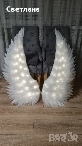 Светещи ангелски крила 