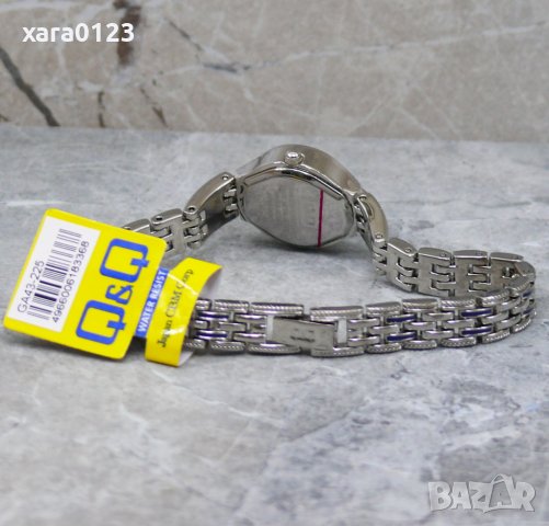 -51%Дамски часовник Q&Q GA43-225, снимка 6 - Дамски - 29486275