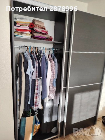 Гардероб, снимка 2 - Гардероби - 52949176