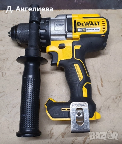 Винтоверт/бормашина Dewalt DCD99, снимка 2 - Бормашини - 52718865