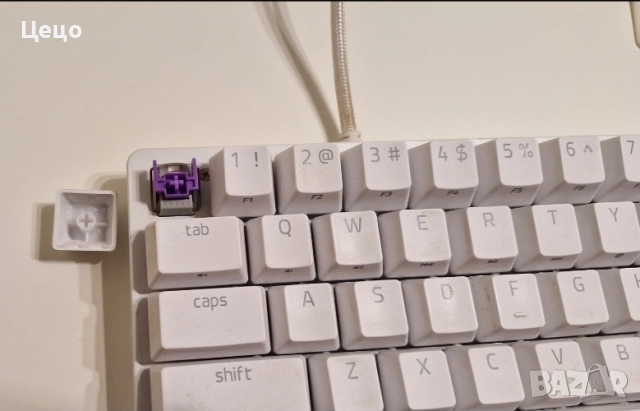 razer huntsman mini, снимка 3 - Клавиатури и мишки - 52504715