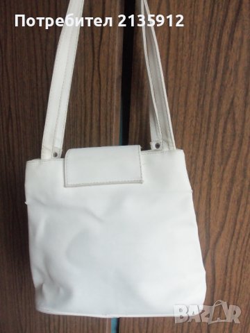 Дамска чанта, снимка 6 - Чанти - 42135429