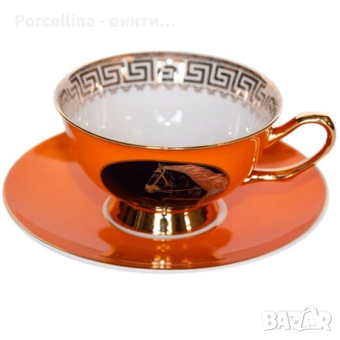 Комплект чаша с чинийка, Златист орнамент 