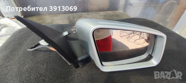 Продавам оригинално дясно електрическо огледало за Мерцедес W 204 от 2007 до 2014г 
