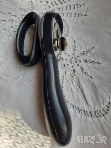 Отварачка за консерви Tupperware, снимка 4 - Аксесоари за кухня - 35551603