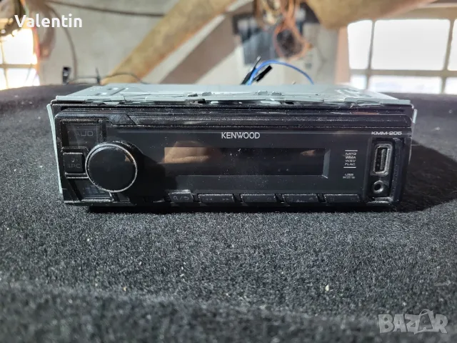 сд плеър за кола Kenwood kmm-205, снимка 1 - Аудиосистеми - 49336615