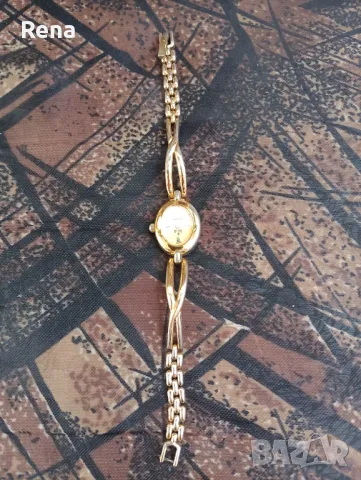 Дамски часовник от соца , снимка 2 - Антикварни и старинни предмети - 48931528