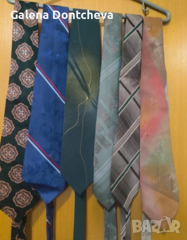 Подарявам вратовръзки