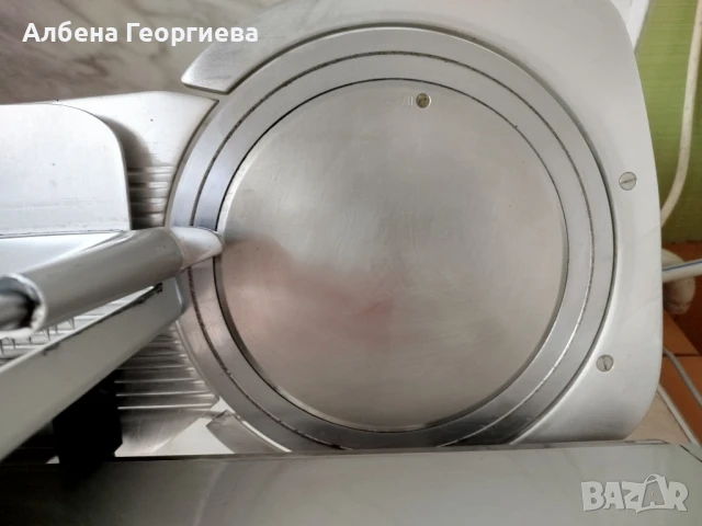 Слайс машина за заведения GRAEF S-2560 - 300 W, снимка 4 - Обзавеждане на кухня - 50809704