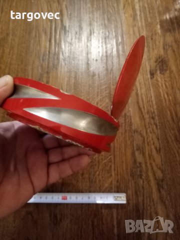 Алуминиев пепелник Marlboro, снимка 4 - Колекции - 37005070