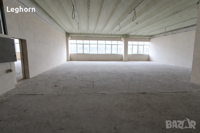 Просторно помещение с площ от 321,2 кв.м, разположено в индустриална сграда на комуникативна локация, снимка 2 - Други - 53902057