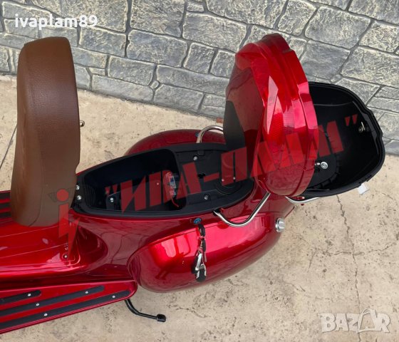 Електрически скутер Elektro Futura дизайн Vespa 4000W 20Ah/7 4000W 20Ah/72V+документи за регистрация, снимка 8 - Мотоциклети и мототехника - 34447368