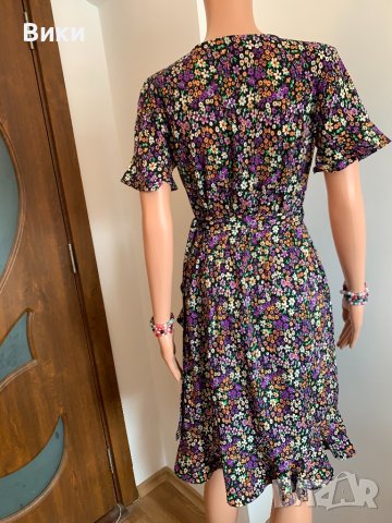 Рокля на цветя, снимка 6 - Рокли - 40464857