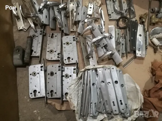 Брави и дръжки 