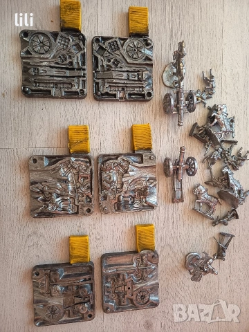 три калъпа за отливане на оръдия каруци коне войници , снимка 2 - Антикварни и старинни предмети - 53375823